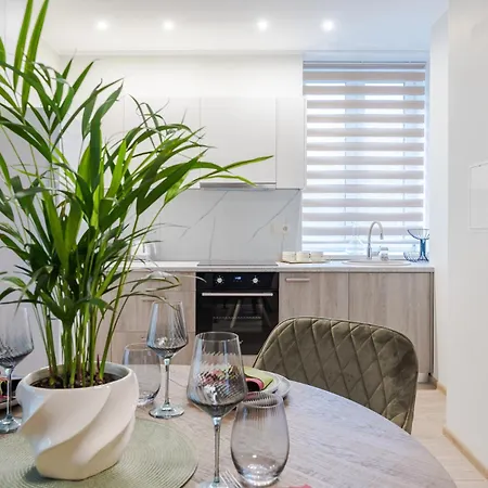 Quiet Garden アパート リガ