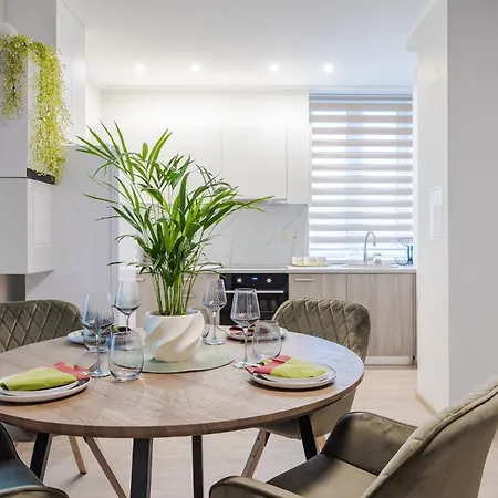 Quiet Garden * Ρίγα